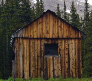 Pic of Cabin - "Get Out There"